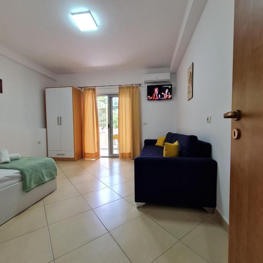 Mario Apartments 1 - Vlorë エクステリア 写真