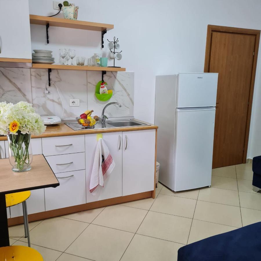 Mario Apartments 1 - Vlorë エクステリア 写真