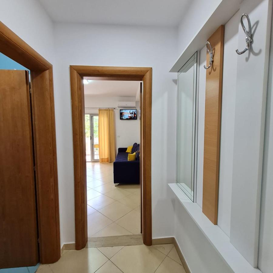 Mario Apartments 1 - Vlorë エクステリア 写真