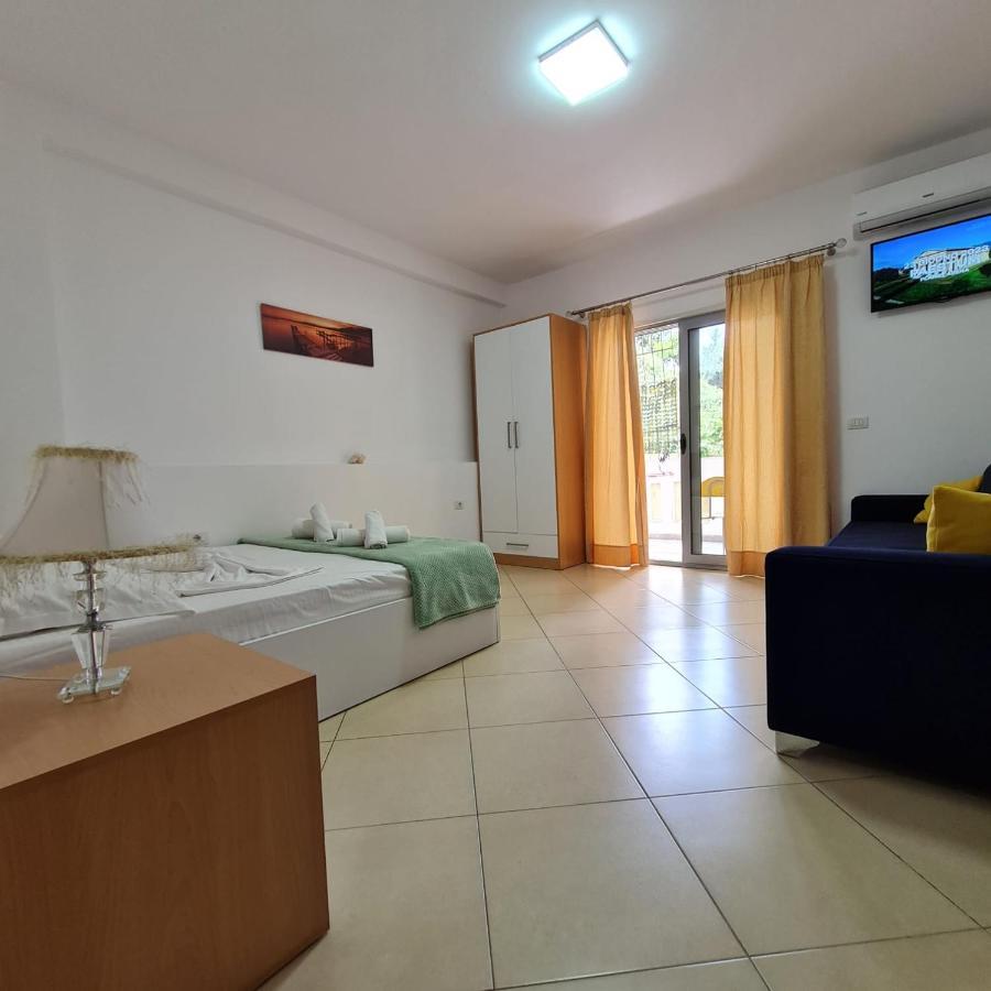 Mario Apartments 1 - Vlorë エクステリア 写真
